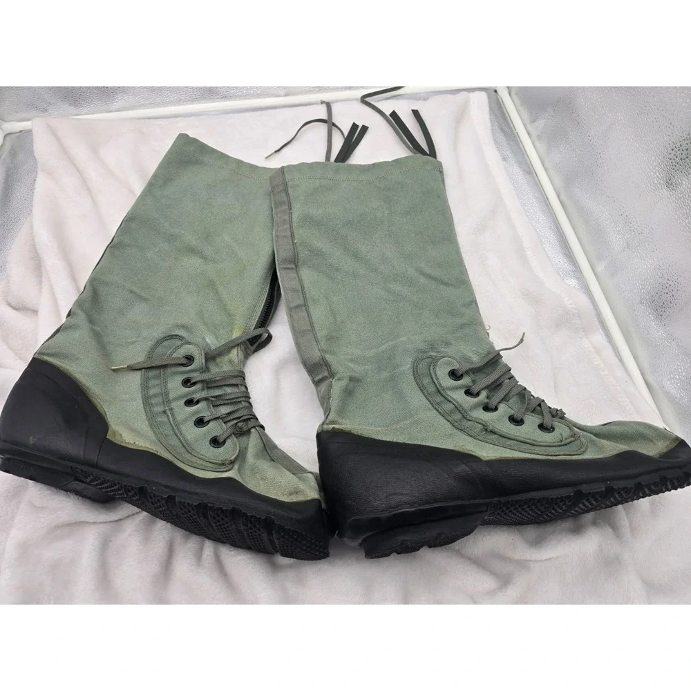1988 US Navy Extreme‎ Cold Weather N-1B Boots Size Medium